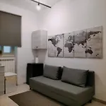 Апартаменты Queen Al Palazzetto *