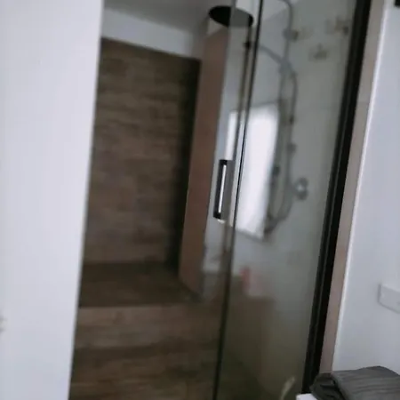 Queen Al Palazzetto Apartment *