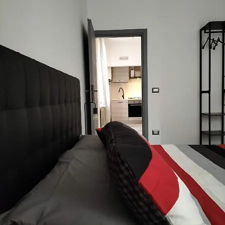 Queen Al Palazzetto * Assise