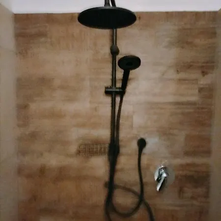 Queen Al Palazzetto Apartment