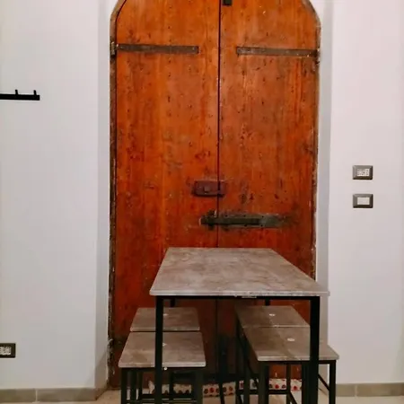 Queen Al Palazzetto * Assisi