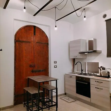 Queen Al Palazzetto Ασίζη
